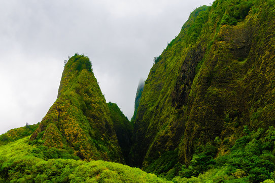 Iao Valley State Park – Maui | Unique Places To Visit In Hawaii