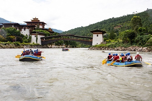 Whitewater Rafting in Bhutan in adventurous thing to do in Bhutan
