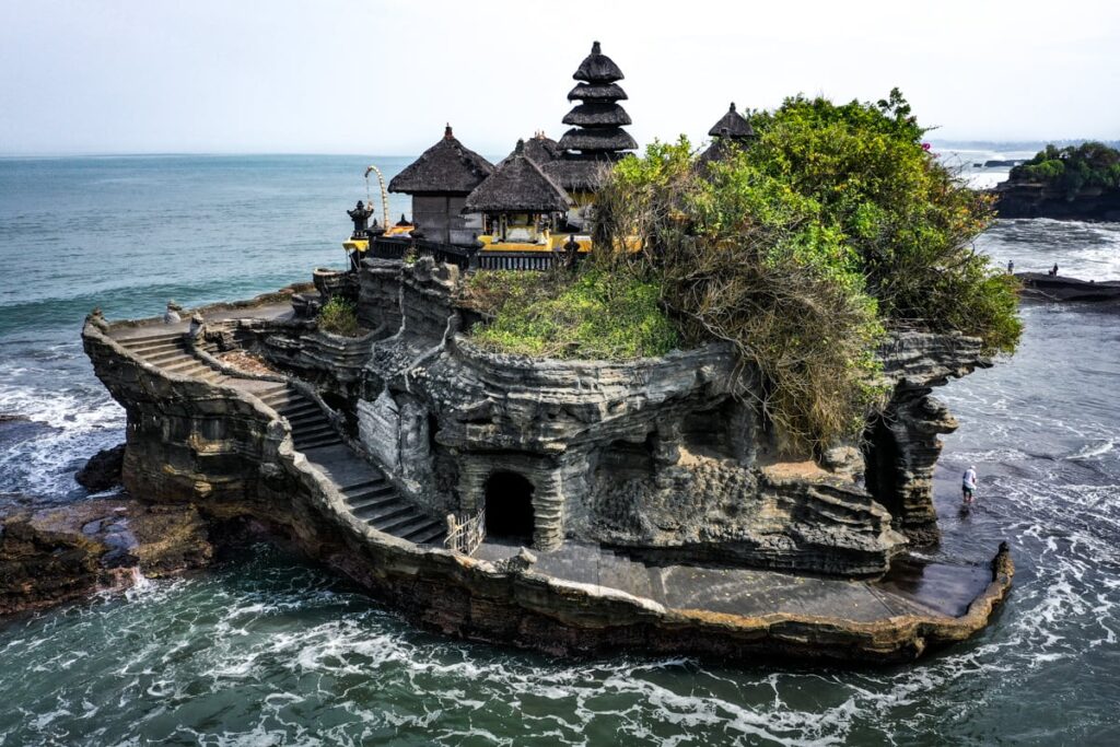 Tanah Lot Temple - A complete guide